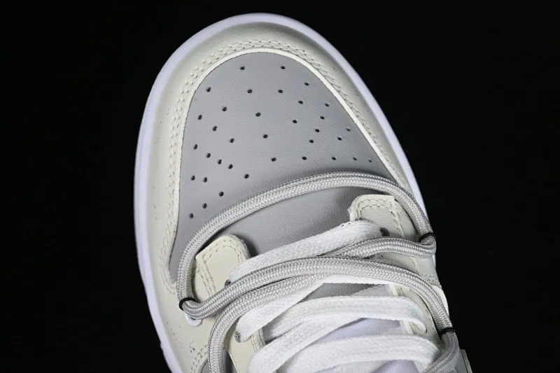 All categories Nk SB Dunk series Nk SB Dunk Low low-top sneakers Nk Dunk Low Retro Valentine's Day theme SB strap low-top casual sneakers HF0730-160
